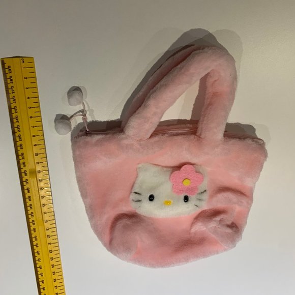 Hello Kitty Pink Fuzzy Bag - Picture 2 of 10